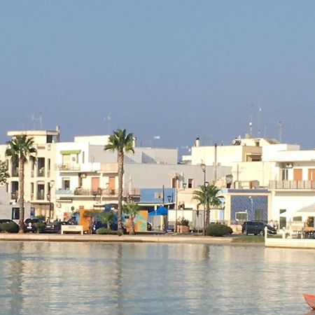 Delia Lägenhet Porto Cesareo Exteriör bild